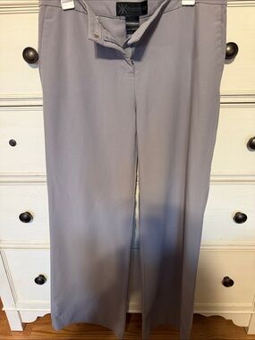 Kim Kardashian  Wide-Leg Dress Pants in Light Gray